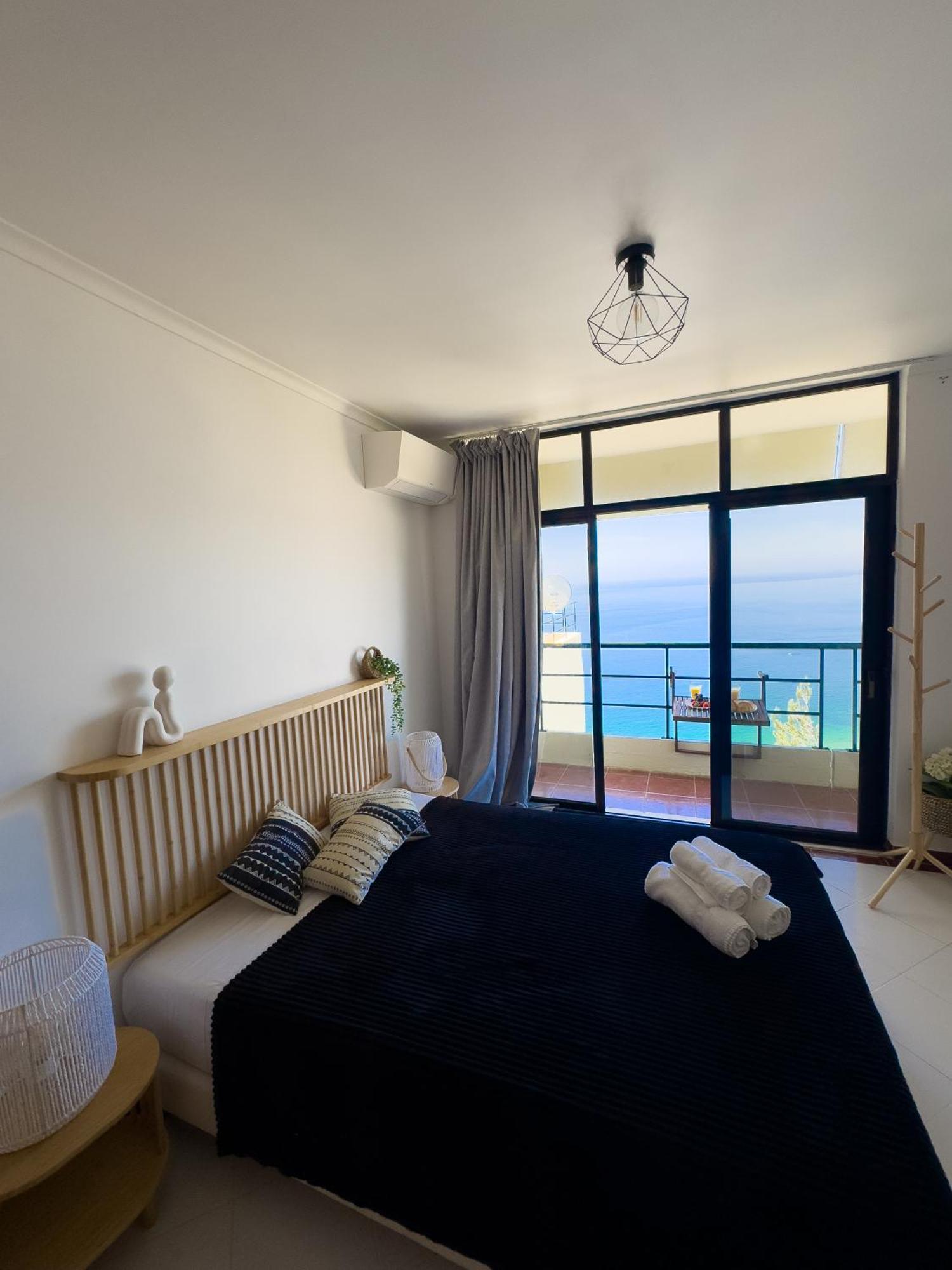 Appartamento Penthouse Ocean View Sesimbra - Parking @Center Esterno foto