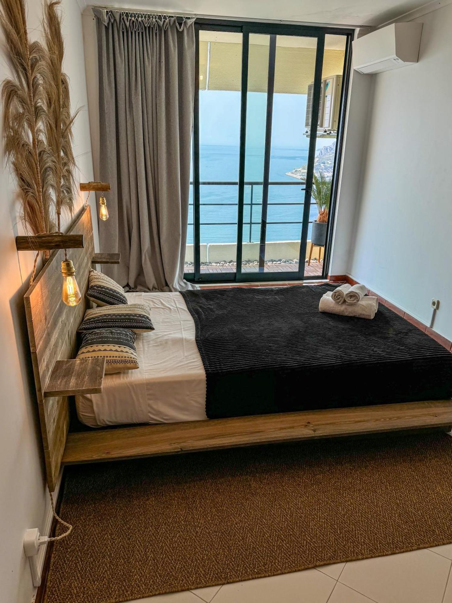 Appartamento Penthouse Ocean View Sesimbra - Parking @Center Esterno foto